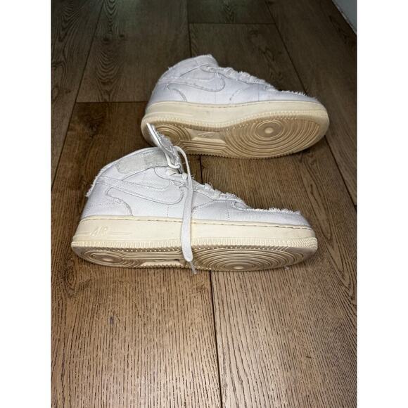 NIKE Air Force 1 '07 Mid Lx Summit White Size 9.5W - Picture 2 of 6